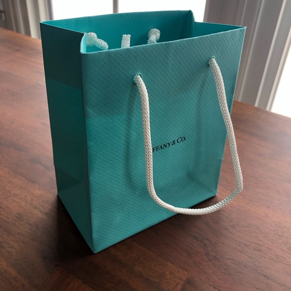 Tiffany & Co. Gift bag - Picture 2 of 2